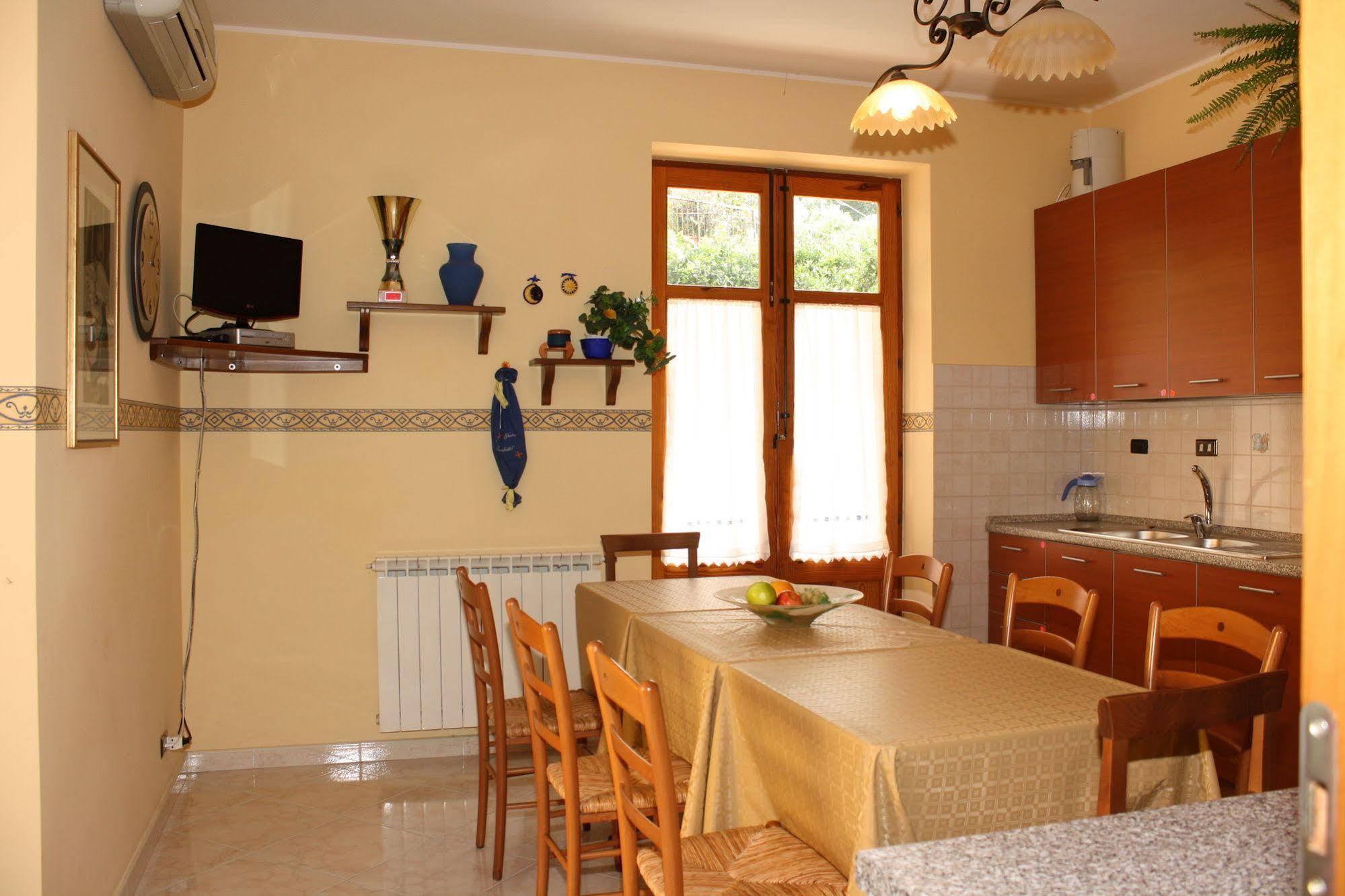 Ondazzurra Bed & Breakfast Piraino Eksteriør bilde